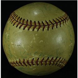 1961 Yankees Team OAL Baseball Signed by (21) with Mickey Mantle, Roger Maris, Whitey Ford, Yogi Ber