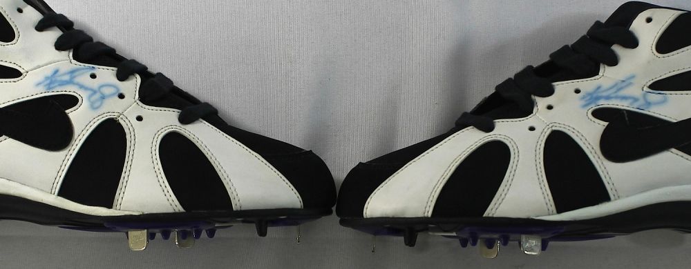 ken griffey jr youth cleats