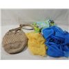Image 1 : LOT 4 MIXED SCARVES PURSE