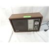 Image 3 : VINTAGE PANASONIC AM/FM RADIO