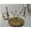 Image 1 : LOT 6 BRASS CANDLE HOLDERS & TRAY