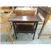 Image 2 : COLONIAL SIDE TABLE DARK VARISH