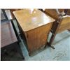 Image 1 : ANTIQUE OAK CABINET