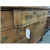 Image 3 : AMERICAN 1880 DRESSER HUTCH