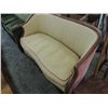 Image 1 : AMERICAN ANTIQUE SOFA LOVESEAT