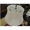 Image 2 : BRASS FLOOR LAMP