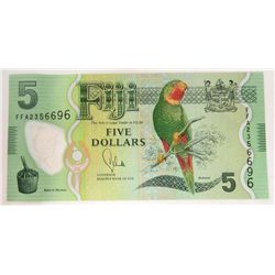 2013 FIJI CURRENCY 5 DOLLAR BANK NOTE