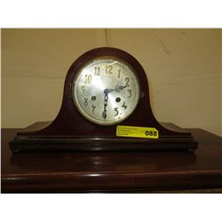 Vintage mantle clock - Time & Strike