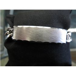 Mans stainless steel diamond cut bracelet. New