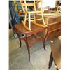 Image 1 : Vintage accent table