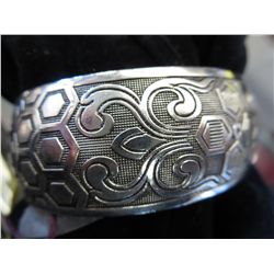 Heavy Chinese silver cuff bracelet
