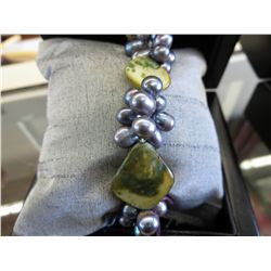 Hand tied freshwater pearl stretch bracelet