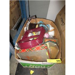 Box of household & decorative items