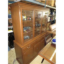 China cabinet & hutch