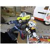 Image 1 : 3 Hockey figurines