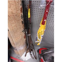 Vintage golf clubs, approx. 10
