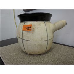 Ceramic Pot - 8" x 9"