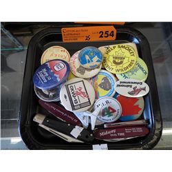 Collectable buttons & pocket knives