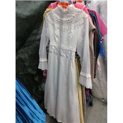 Halloween costume - Pioneer wedding gown