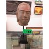 Image 1 : Asian Head statue