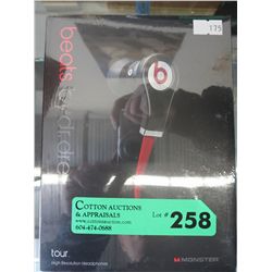 Earbud headphones - Black