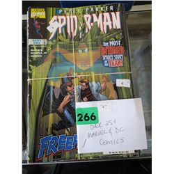 Approx. 25 Marvel & DC comics