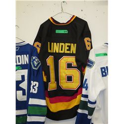 Canucks "Linden" hockey jersey
