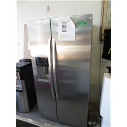 Kenmore 26.5 cubic foot side by side fridge
