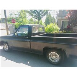 1982 GMC Short Box truck - Black