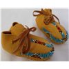 Image 2 : 2 Pairs of Childs' Moccasins
