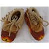 Image 7 : 2 Pairs of Childs' Moccasins