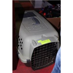 SMALL PET CARRIER