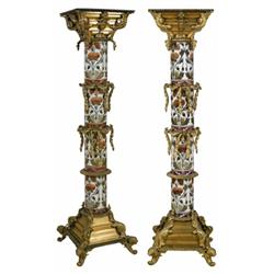 Posztamens-pár, Zsolnay, 1882 körül Porcelánfajansz, magas tüzu mázak, sárgaréz szerelék