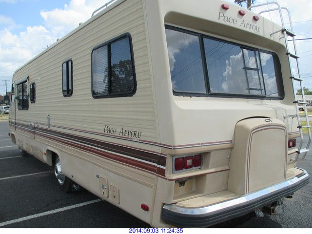1984 PACE ARROW MOTORHOME