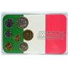 Image 2 : MISC COLLECTORS LOT: 2007 PRESIDENTIAL PROOF SET &  FIFA 1986 MEXICO SET FUTBOL