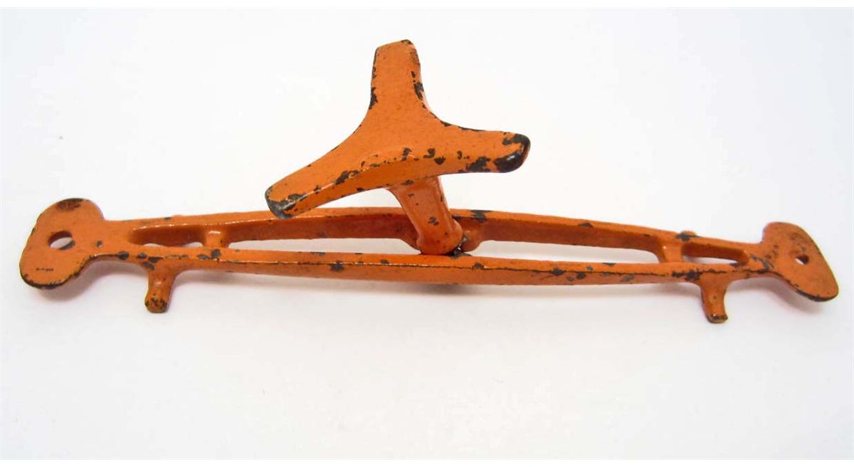 VINTAGE 1920'S CAST IRON KILGORE TOY TEETER TOTTER