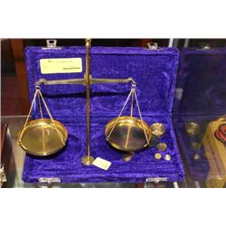 PAIR OF CLASSIC BRASS BALANCING SCALES