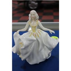 ROYAL DOULTAN 1974 SWEET 17 PORCELAIN FIGURINE