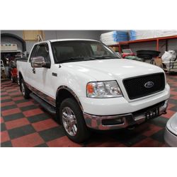 2005 f150 XLT 4X4 WITH EXTENDED CAB