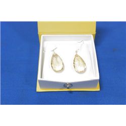 14 KT YELLOW GOLD QUARTZ EARRINGS