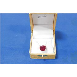 14 KT GOLD RUBY PENDANT NECKLACE