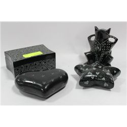4 PC SOAPSTONE STYLE ORNAMENT SET
