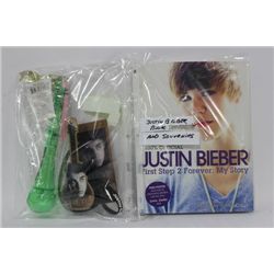 JUSTIN BIEBER BOOK & SOUVENIRS
