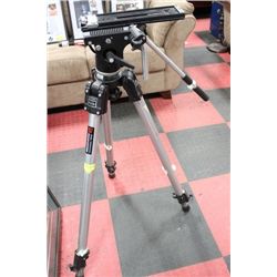 PROFESSIONAL GRADE MANFROTO TRI-POD