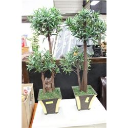2 SHOWHOME ARTIFICIAL PLANTS