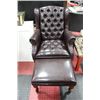 Image 1 : NEW BROWN LEATHER WING BACK PARLOUR CHAIR