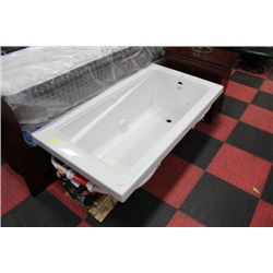 WHIRLPOOL 60" X 32" X 20" JET TUB