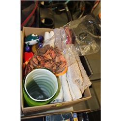 BOX OF HOUSEHOLD DECORATIONS AND TOWELS