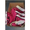 Image 1 : BOX W 3 PRS GIRLS SIZE 9&10 RAIN BOOTS
