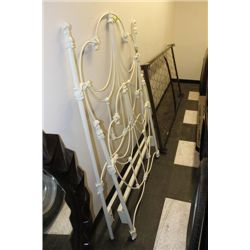 WROUGHT IRON SINGLE BEDFRAME